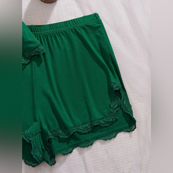 Elegant Forest Green Lace Sleepwear Set Comfy Stretchy Chic Cute New - Picture 4 of 6